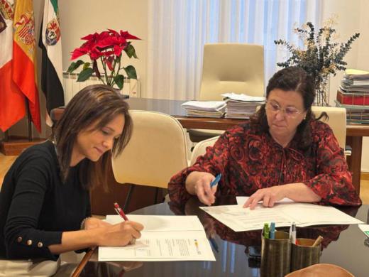 AGENEX firma un convenio con el Ayuntamiento de Don Benito para impulsar las comunidades energéticas